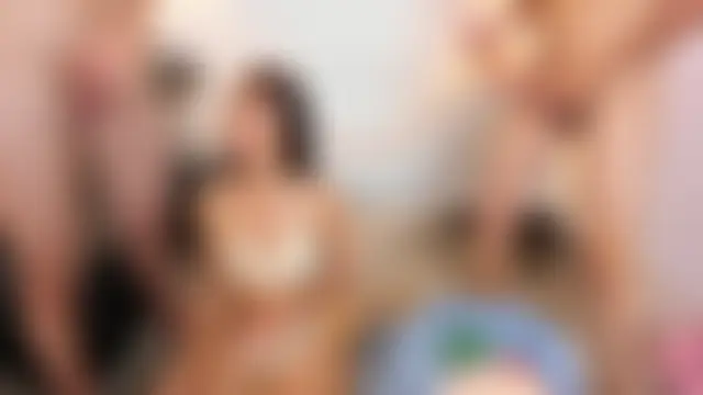 YouBratty2's Live Sex Cam Show