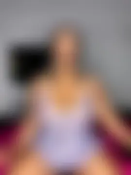 LoveBustyX's Webcam Show