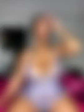 LoveBustyX's Webcam Show