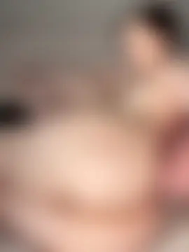 roxxxyrose's Live Sex Cam Show