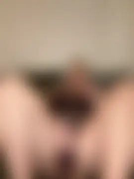 BootyQueenApril's Live Sex Cam Show