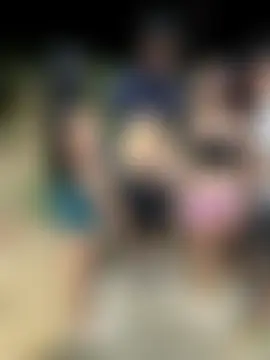 royalgirls_x's Live Sex Cam Show