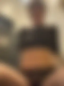 ValenciaShock's Live Sex Cam Show