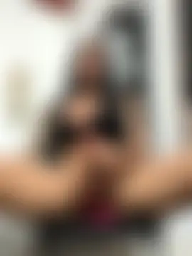 _Crystal_evains' Webcam Show