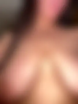 BustiBunny69's Webcam Show