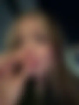 LoraaDoll's Live Sex Cam Show