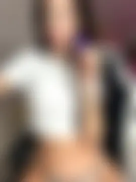 YeaLina's Live Sex Cam Show