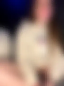 chellerayy's Webcam Show