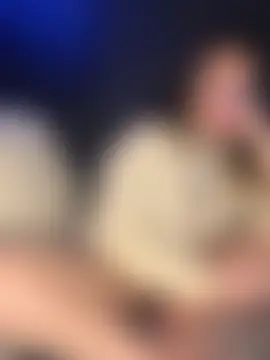 chellerayy's Webcam Show