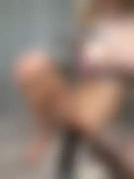 mc-Olivia's Live Sex Cam Show