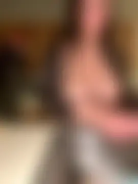 BustiBunny69's Webcam Show