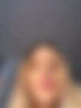 Adelina0001's Live Sex Cam Show