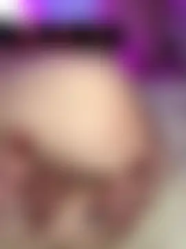 HugeBoobsAlice's Webcam Show