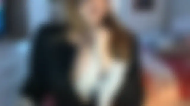 lulu_italy's Live Sex Cam Show