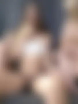 MelissaPinkiss' Live Sex Cam Show