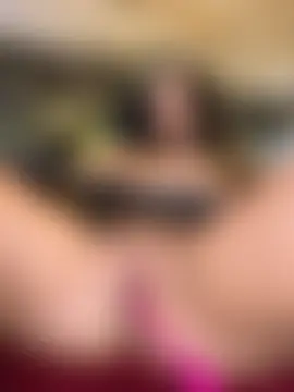 MileySin1111's Live Sex Cam Show