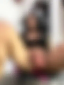 _Crystal_evains' Live Sex Cam Show