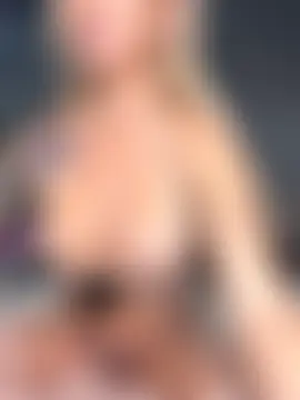 barbiedollkiley's Live Sex Cam Show