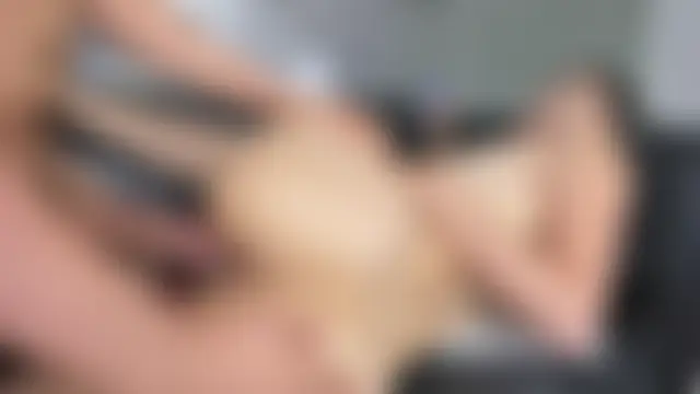 Soffy_sexzone18's Webcam Show