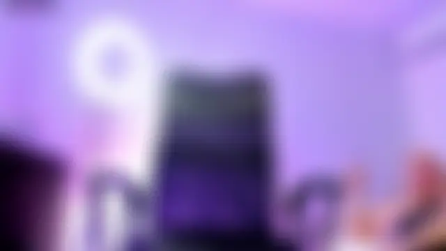 Handsomeboyss19's Live Sex Cam Show