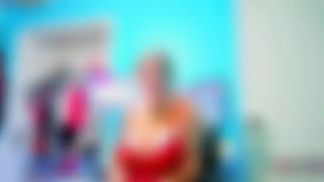 bossyroxy84's Webcam Show