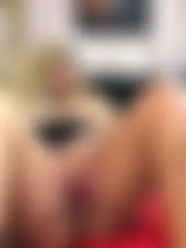 Suyin_squirt22's Live Sex Cam Show