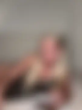 BlondeBetty's Live Sex Cam Show