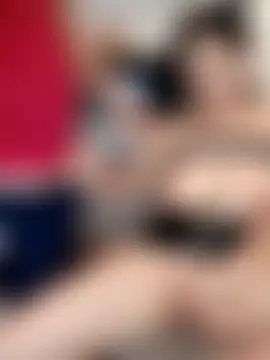 Aleioji10's Live Sex Cam Show