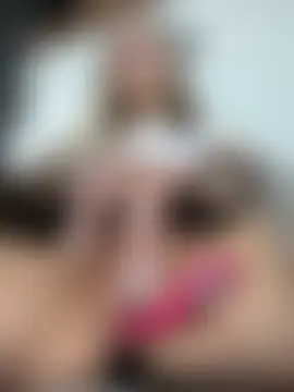 Lina_Away's Live Sex Cam Show