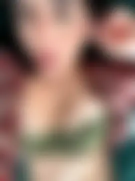 LoveLillyy's Live Sex Cam Show