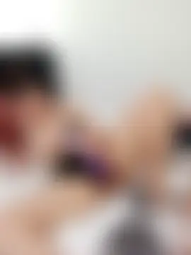 Aleioji10's Live Sex Cam Show