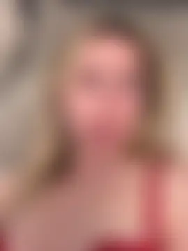 SexySaraxxoo's Live Sex Cam Show