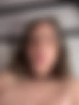 YourSlutQueen's Live Sex Cam Show