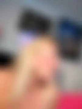 Weloveblue's Live Sex Cam Show