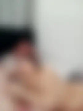 Aleioji10's Live Sex Cam Show