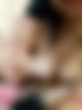 Quun_rosi's Webcam Show