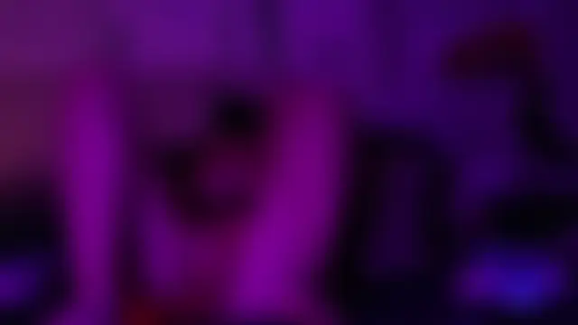 MissMia19's Live Sex Cam Show