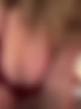 miamellycious' Live Sex Cam Show