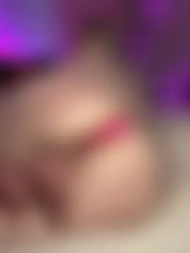 HugeBoobsAlice's Live Sex Cam Show