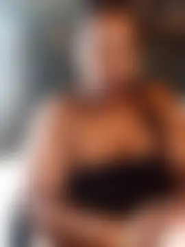 curvyloneah75's Webcam Show