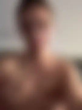 lexi242's Live Sex Cam Show