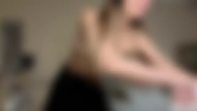 HoaPatton's Live Sex Cam Show