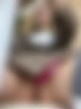 Lina_Away's Live Sex Cam Show