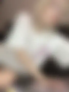 alicefrail's Live Sex Cam Show