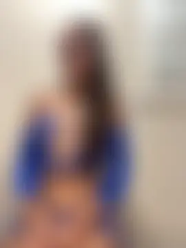 LilyGoldd's Live Sex Cam Show