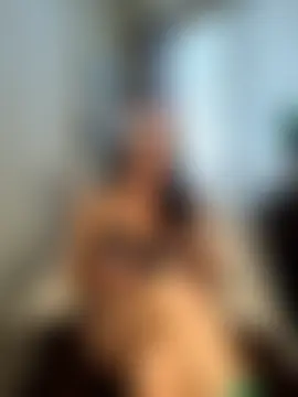 HOTWIFEVenessa69's Live Sex Cam Show