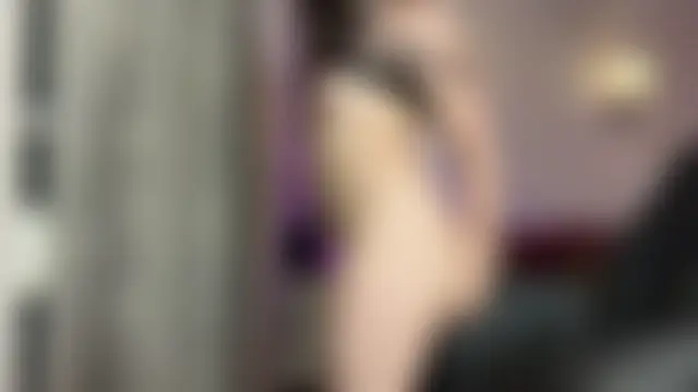 kellyvenous' Live Sex Cam Show