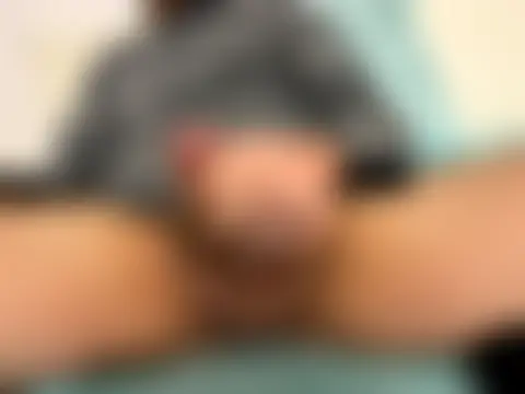 erdestruttor18's Live Sex Cam Show