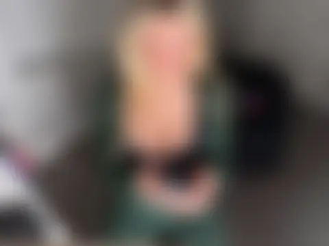 meggsworld's Live Sex Cam Show