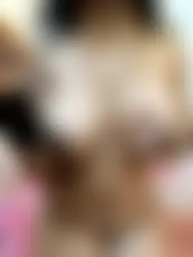 Quun_rosi's Live Sex Cam Show